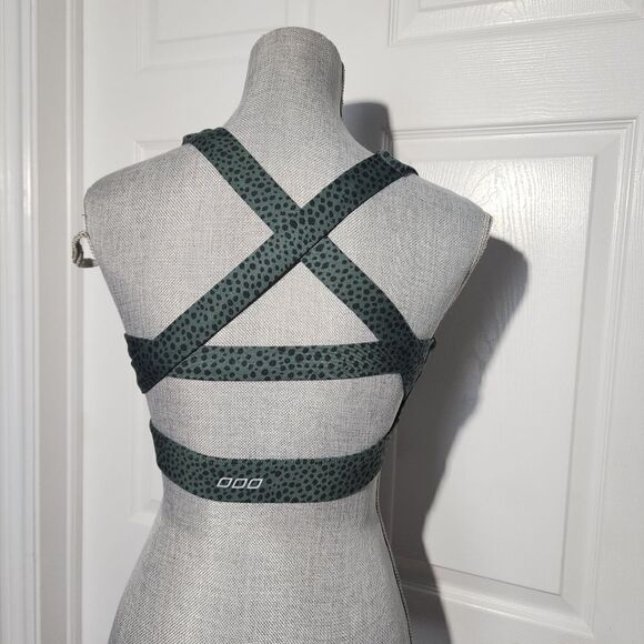 LORNA JANE bra - Picture 3 of 3